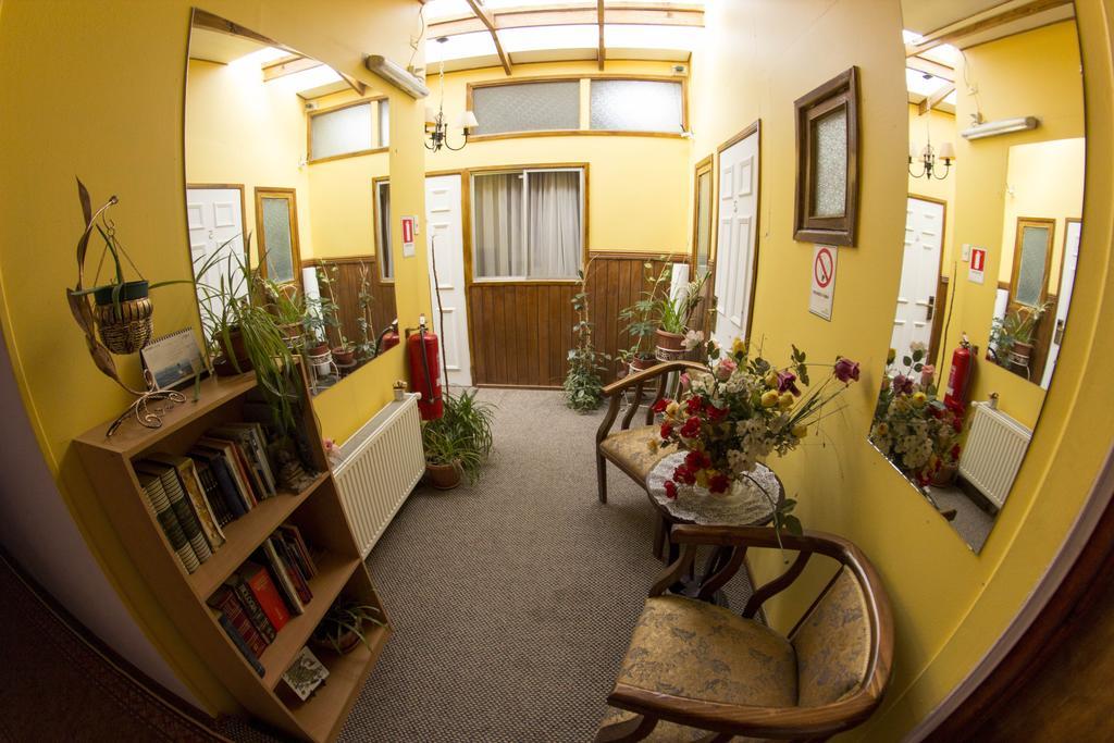 Hostal Cordillera プンタアレナス エクステリア 写真