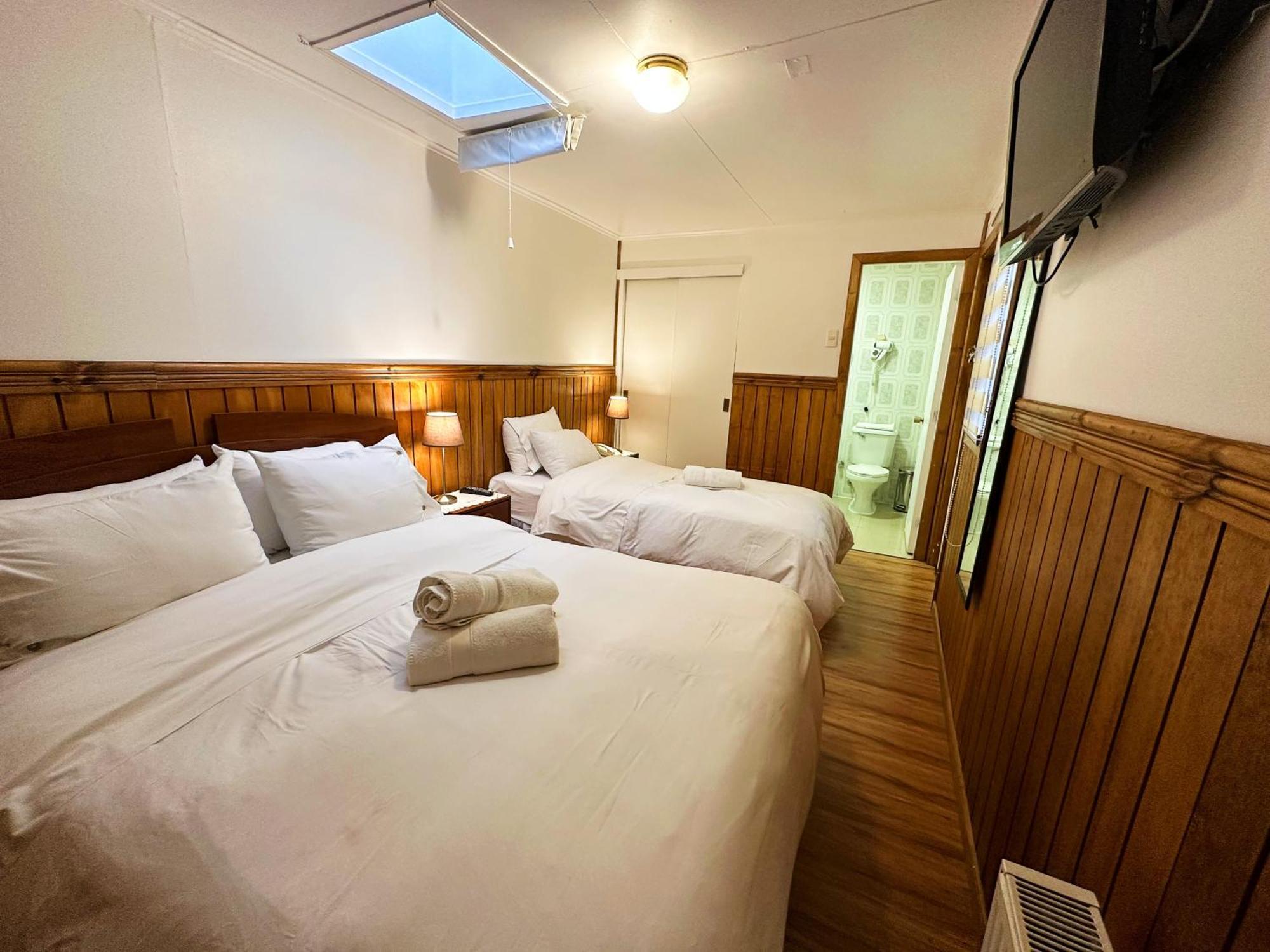 Hostal Cordillera プンタアレナス エクステリア 写真