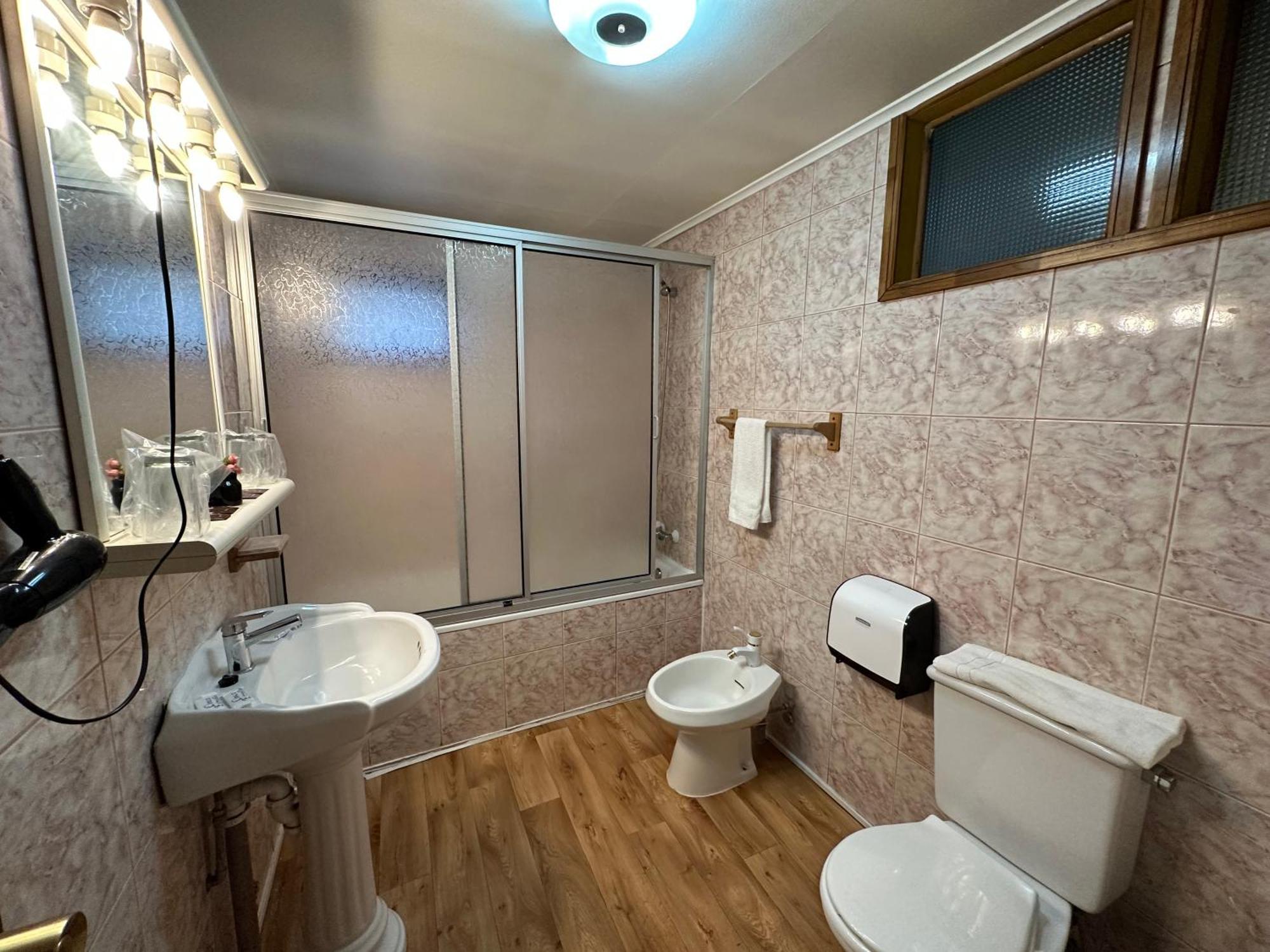 Hostal Cordillera プンタアレナス 部屋 写真