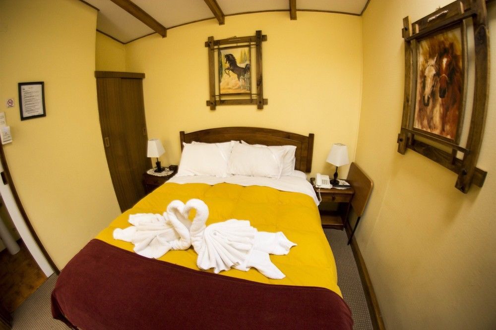 Hostal Cordillera プンタアレナス エクステリア 写真